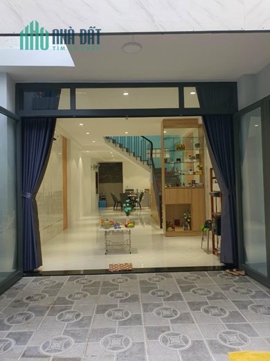 Diện tích 4.05x16.5m, Nhà mới 3 tầng, hẻm xe tải cách 10m, đủ tiện ích chỉ 4.7 tỷ TL
