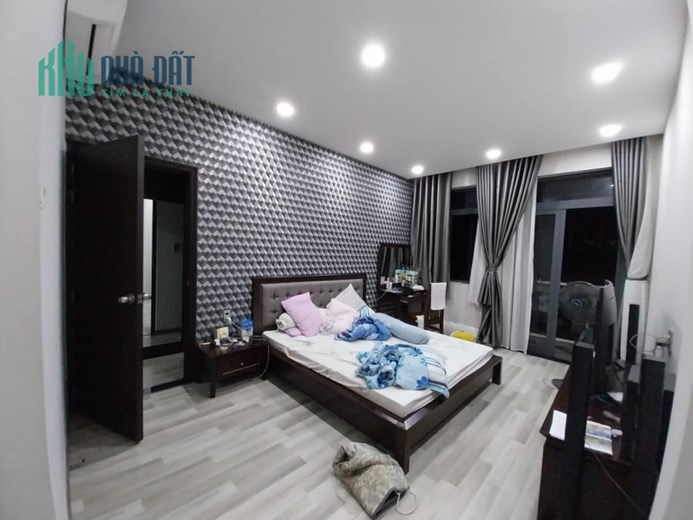 NHÀ PHAN VĂN HỚN, SÁT TÂN BÌNH, 100M2, 5 TẦNG, GIÁ NGỘP