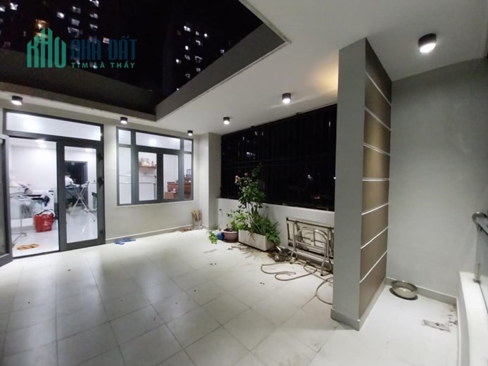 NHÀ PHAN VĂN HỚN, SÁT TÂN BÌNH, 100M2, 5 TẦNG, GIÁ NGỘP