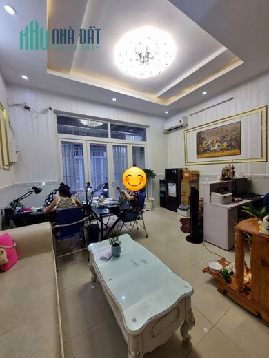 CHÍNH CHỦ BÁN NHÀ NGAY EMART, 56M2 1T2L 4PN, NGỘP 4 TỶ SỔ VUÔNG HOÀN CÔNG ĐỦ