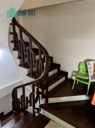 Bán nhà Nguyễn Phúc Lai 45mx5T phân lô Bộ công an 2 thoáng ngõ thông kinh doanh 11 tỷ lh 0817606560