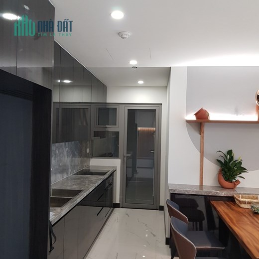 cần bán gấp căn hộ 2PN Tilia Empire  City giá  10,7 tỷ all in