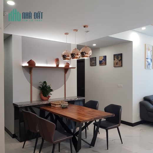 cần bán gấp căn hộ 2PN Tilia Empire  City giá  10,7 tỷ all in