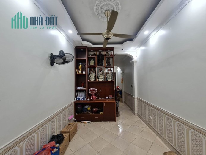 Bán nhà mặt ngõ 616 Kim Giang 41m2, 5 tầng giá 4.9 tỷ