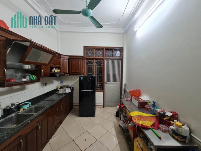 Bán nhà mặt ngõ 616 Kim Giang 41m2, 5 tầng giá 4.9 tỷ