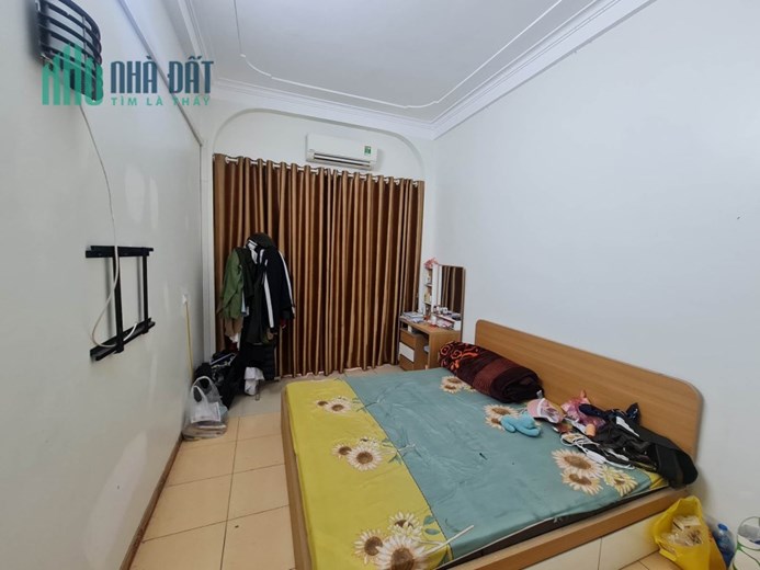 Bán nhà mặt ngõ 616 Kim Giang 41m2, 5 tầng giá 4.9 tỷ