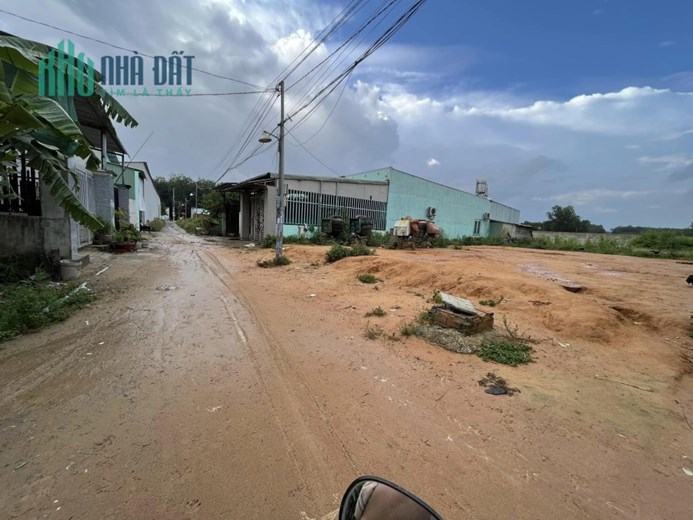 ĐẤT ĐẸP - GIÁ TỐT - Bán Nhanh Lô Đất Vị Trí Đẹp Ngã Tư Bà Tri Tân Hiệp
