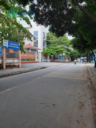 Nhà bán Mặt Tiền Chợ Phước Bình, 4x12m 2L,ST. Giá nhỉnh 8tỷ - T29