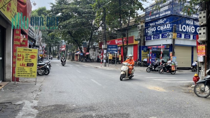 Cho Thuê Nhà 5 Tầng Mặt Phố Đường Lê Văn Hiến, Phường Đức Thắng, 30m2 14tr/tháng 0966931622.