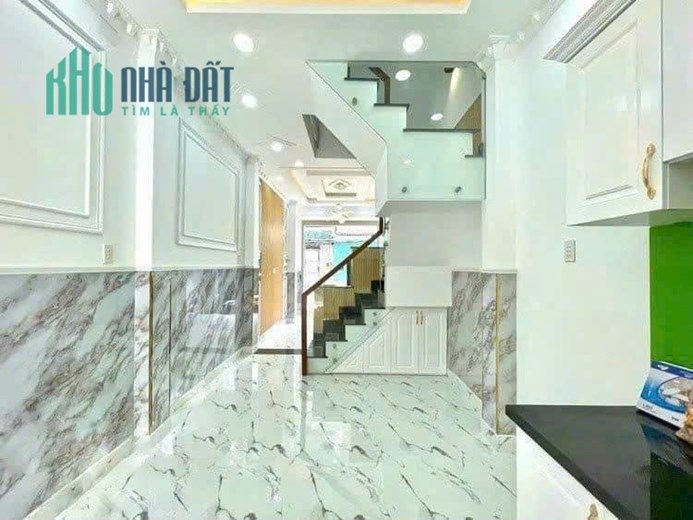 Bán nhà 3 tầng GÓC 2 MẶT TIỀN, lô nhì Nguyễn Thị Hương Nhà Bè, nhỉnh 5 tỷ.