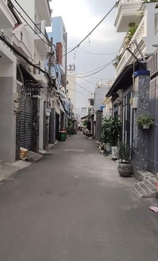 Gò Vấp, Lê Văn Thọ, Hẻm to như MT, N5m bề thế, ô tô vào nhà, nhỉnh 4 tỷ