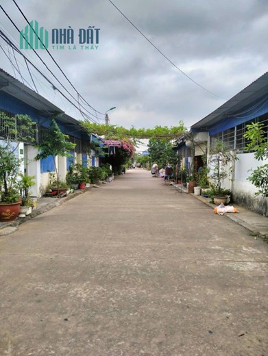 Chính chủ cần bán nhà cấp 4 Khu tập thể quân đội, ngõ Đại Hồng Môn, Phường Ngọc Sơn.Quận Kiến An,