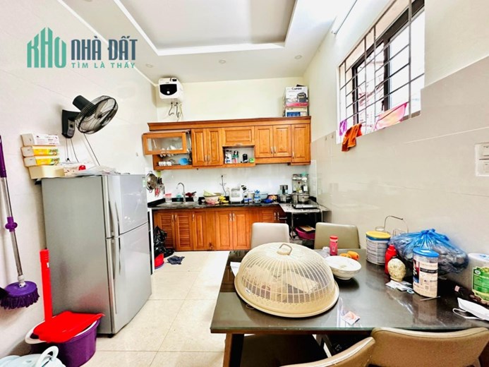 HÀO NAM - ĐỐNG ĐA - LÔ GÓC 2 THOÁNG - 37M2 X 4 TẦNG - 4 NGỦ - NHÀ ĐẸP - NGÕ THOÁNG - NHỈNH 4 TỶ