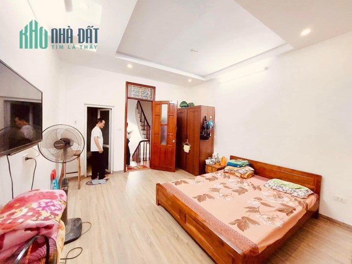 Bán nhà Nguyễn Lương Bằng 35m2 x 5T, MT 4,1m giá 5,15tỷ