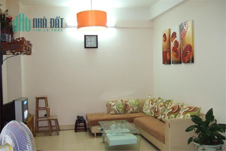 Bán nhà Nguyễn Khánh Toàn: 3P. Ngủ, 5 tầng, ở ngay, ngõ nông- Giá 3,26 tỷ