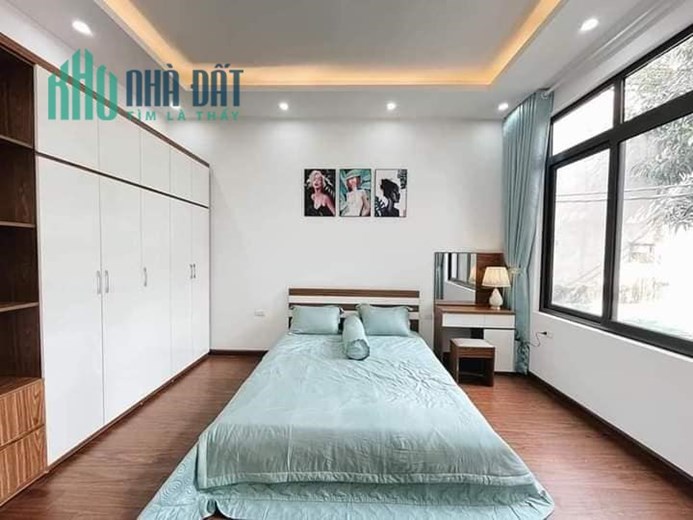 Bán gấp nhà Láng Hạ hơn 40m2 ô tô kinh doanh, rất đẹp chỉ nhỉnh 4 tỷ