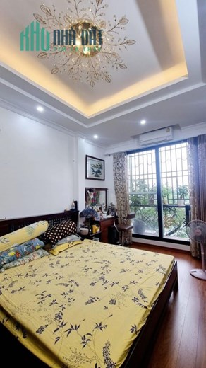 Bán gấp nhà Láng Hạ hơn 40m2 ô tô kinh doanh, rất đẹp chỉ nhỉnh 4 tỷ