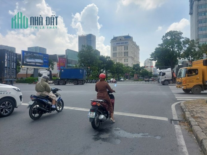 MTKD 4.5 TẦNG NGUYỄN VĂN LINH Q7, 5x9m, CHỈ 9.5TỶ