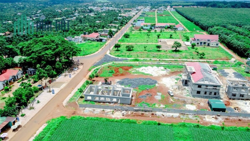 Đất ngay chợ Phú Lộc giá chỉ 550tr