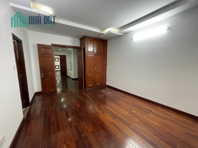 Bán MTKD Doanh Thu 500TR/Năm 126M2 5Tầng Đường Hiệp Nhất Quận Tân Bình.