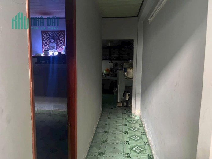 Bán nhà  Huỳnh Tấn Phát, Thị Trấn Nhà Bè, 52m2, chỉ còn 3.x tỷ.