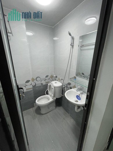 CẦN TIỀN - CHO THUÊ GẤP – Căn Nhà  Mới Xây Tại TP Thanh Hóa