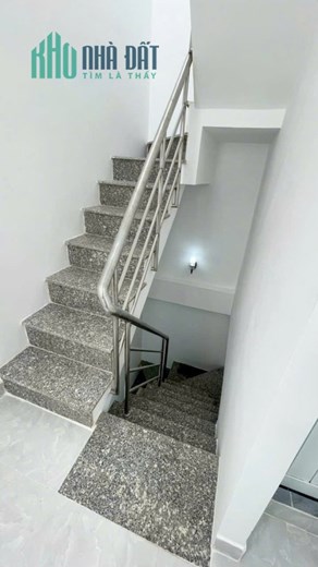 Bán nhà 3 tầng  Huỳnh Tấn Phát, Phú Xuân Nhà Bè, chỉ còn 1.x tỷ.