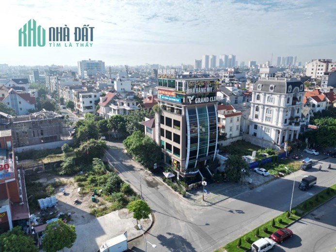 Bán lô góc  đất diện tích 613 M mặt đường tuyến 2 Lê Hồng Phong Ngô Quyền
