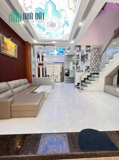 Bán nhà 4 tầng mặt tiền 8m Đào Tông Nguyên Nhà Bè, 6m x 14m chỉ còn 6.x tỷ.