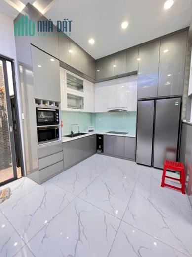 Bán nhà 4 tầng mặt tiền 8m Đào Tông Nguyên Nhà Bè, 6m x 14m, chỉ 6.x tỷ.
