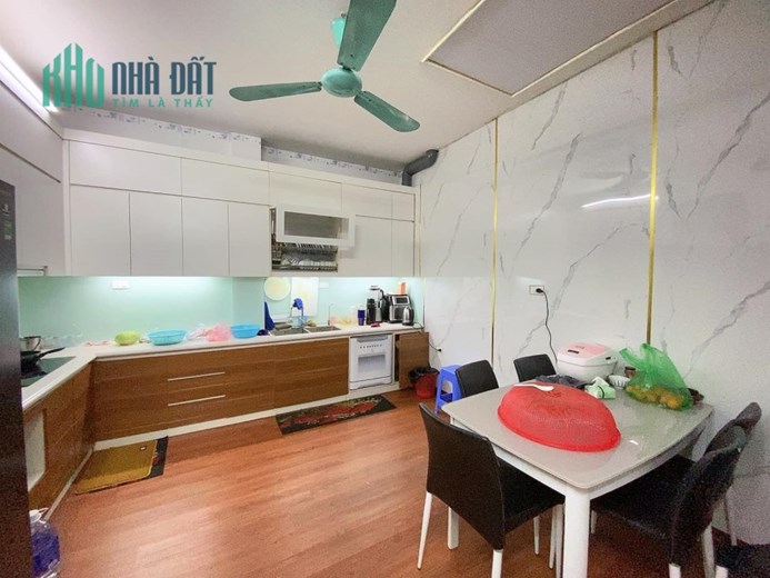 Bán nhà phố Đặng Văn Ngữ, ngõ nông rộng, 2 thoáng, 58m, 4PN, 6 tỷ