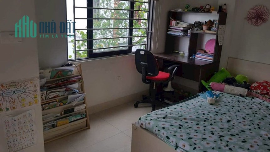 Bán nhà 3 tầng còn mới xây thôn Du Nội, Đông Anh. oto vào ngôi nhà. dt 80m. lh:0914200366