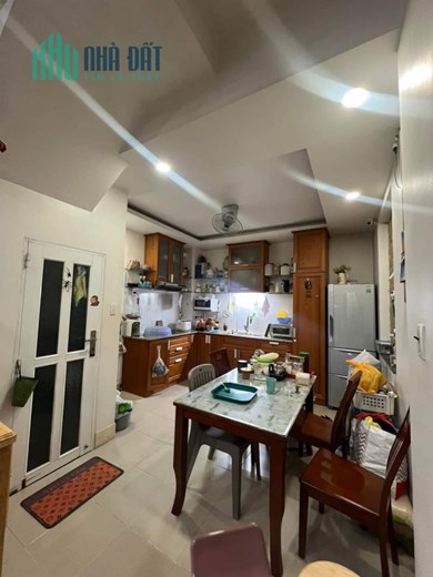 BÁN NHÀ - P.8 - Q.6 - SÁT MẶT TIỀN - LÔ GÓC 2 MẶT HXH - CHỦ TỰ XÂY - 43M2 - 6,2 TỶ