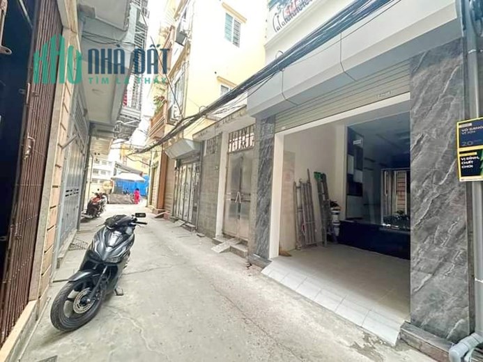 Nhanh còn kịp nhà ngõ 5 Hoàng Quốc Việt, full nội thất, ở luôn, kinh doanh 5.65 tỷ