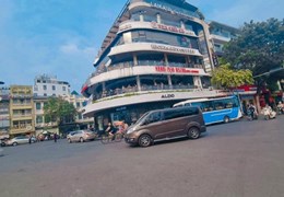 Bán mặt Phố VIP Ngã tư Lý Thái Tổ - Nguyễn Hữu Huân 50m x 5 Lô góc, 3 mặt phố, kinh doanh VIP 53 tỷ