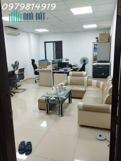 SANG NHƯỢNG LẠI HĐ THUÊ VĂN PHÒNG - YÊN HÒA - CẦU GIẤY tòa nhà Upland số 15 ngõ 259 Yên Hòa, Cầu