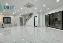 Chính chủ cho thuê nhà căn góc Mới 95m2x 5T, Kinh Doanh, VP, Phạm Ngọc Thạch- 28 Tr