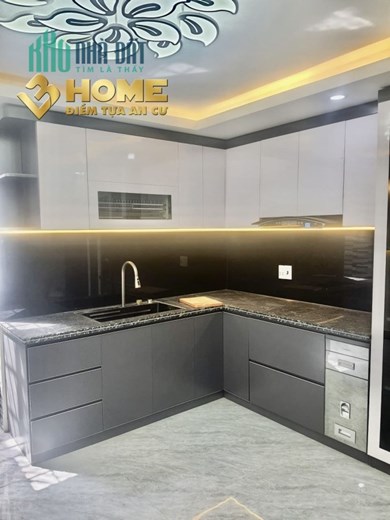 VC151. CHO THUÊ NHÀ MẶT NGÕ VĂN CAO / HOUSE FOR RENT IN VAN CAO