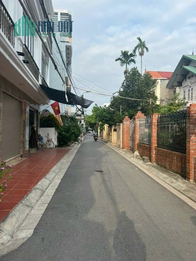 Bán nhà Nguyễn Văn Hới, 45m 4 tầng ngõ nông rộng GIÁ 3 tỉ đẹp như mới
