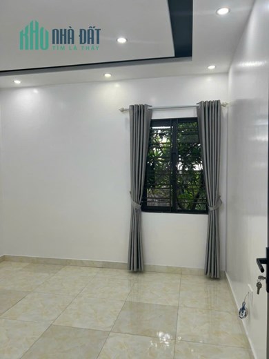 Bán nhà Nguyễn Văn Hới, 45m 4 tầng ngõ nông rộng GIÁ 3 tỉ đẹp như mới