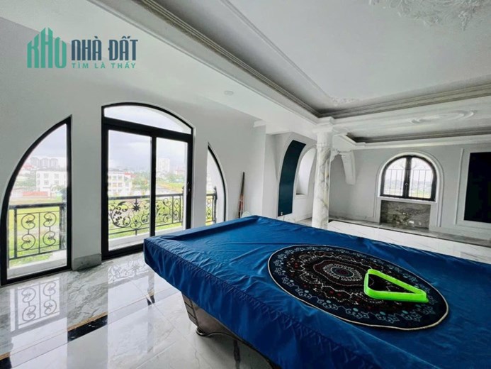 Duy nhất căn biệt thự góc 2MT Lê Văn Sỹ, Tân Bình, Hầm 4 lầu DTSD 600m2 giá giảm chỉ còn 28,3 tỷ