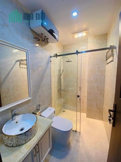 Bán nhà phân lô TĐC Đằng Lâm, 71m 4 tầng sân cổng GIÁ 5.2 tỉ mới tinh