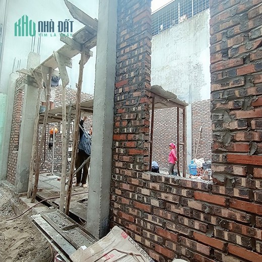 Bán nhà xây mới đường Hồ Sen, diện tích 62m 3 tầng độc lập GIÁ 2.55 tỉ, có sân cổng