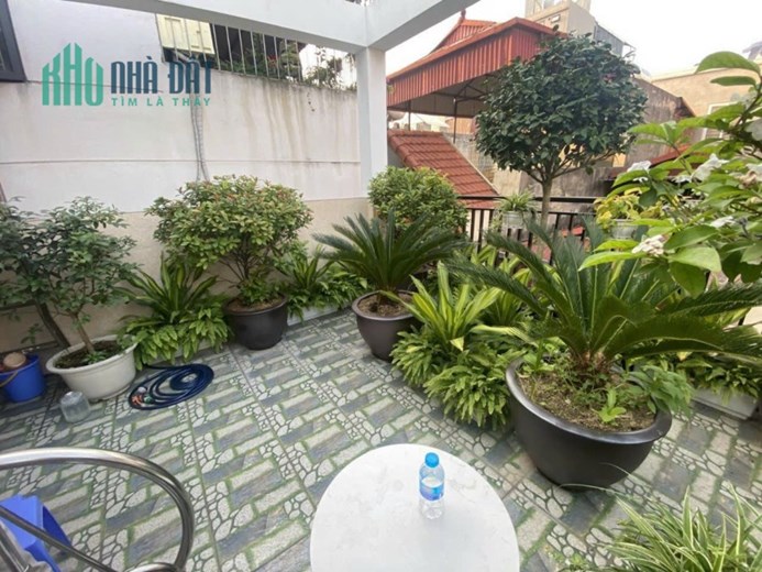 Cực hiếm XUÂN LA Tây Hồ.Ô TÔ vào nhà.Hai mặt thoáng.60m.11.8 tỷ