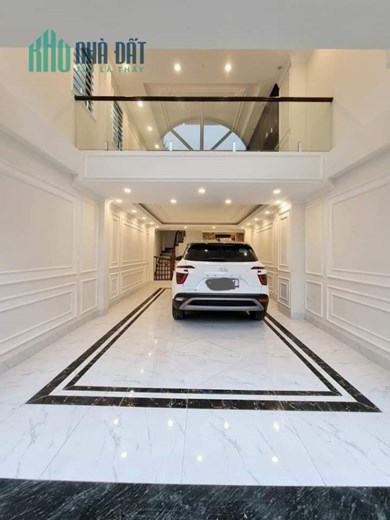 Bán nhà Thạch Bàn Long Biên . 55M x 6T. Gara Ô Tô , Thang Máy , Ngõ Thông . Giá 6.3 Tỷ