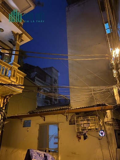 BÁN NHÀ ĐÁT TẶNG NHÀ CẤP 4 QUẦN NGỰA,65M2, 6.5 TỶ.