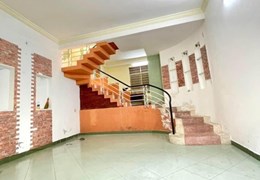 ♪ Nhà Lê Độ 54m2, 2 tầng kiên cố, kiệt 2.5m thông, 2.1 tỷ