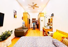 BÁN NHÀ RIÊNG QUẬN HOÀN KIẾM DT:44M2 SỔ ĐỎ 5 TẦNG 3 NGỦ MT: 3.6M GIÁ:4.05 TỶ KHU BẠCH ĐẰNG - CHƯƠNG