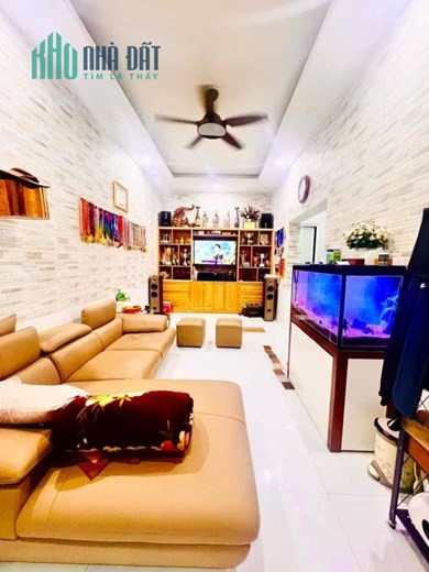 BÁN NHÀ RIÊNG QUẬN HOÀN KIẾM DT:44M2 SỔ ĐỎ 5 TẦNG 3 NGỦ MT: 3.6M GIÁ:4.05 TỶ KHU BẠCH ĐẰNG - CHƯƠNG