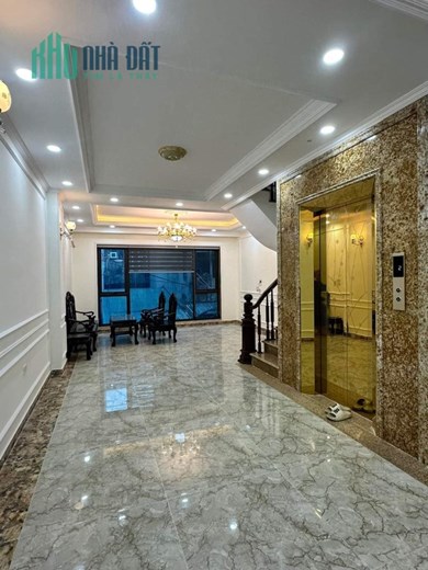 VIP ! NHÀ DOÃN KẾ THIỆN CẦU GIẤY PHÂN LÔ VỈ HÈ ÔTÔ TRÁNH >16TỶ 60M 8T.